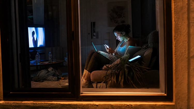 Digital Stress Is Rewiring Your Brain: 7 Hidden Signs You're Constantly Overloaded
