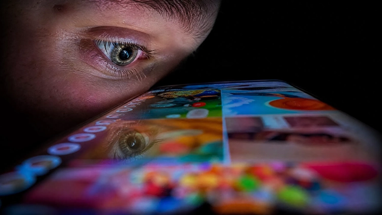Instagram Addiction Explained: The Dopamine Science Behind Why You Can't Stop Scrolling