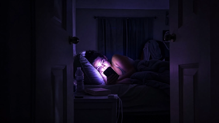 The Dopamine Trap: Why You Can't Stop Scrolling Instagram (And How to Break Free)